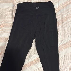 TNA butter leggings